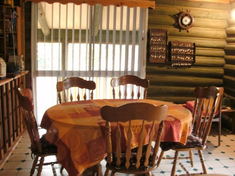 48 Devereux Drive, Nanango QLD 4615