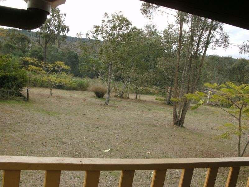 48 Devereux Drive, Nanango QLD 4615