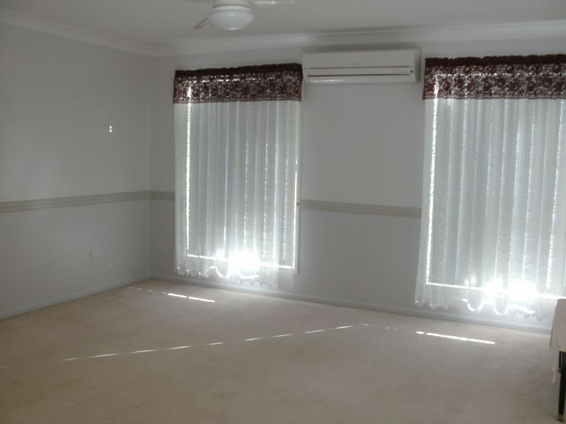 12 Eagle Street, Nanango QLD 4615