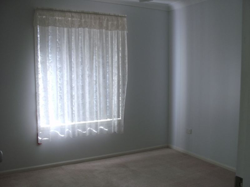 12 Eagle Street, Nanango QLD 4615