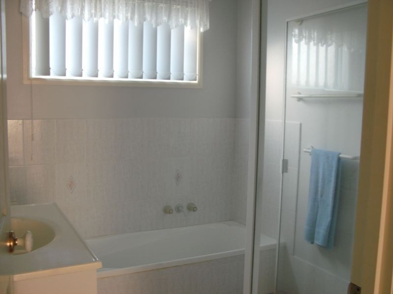 12 Eagle Street, Nanango QLD 4615