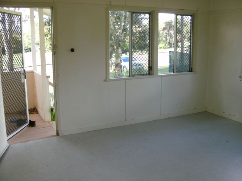 19 Hay Street, Nanango QLD 4615