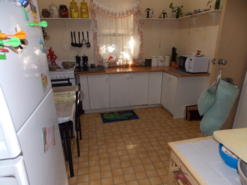 28 Appin Street, Nanango QLD 4615