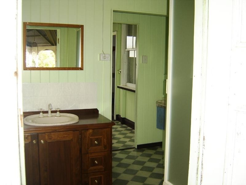 31 Appin Street West, Nanango QLD 4615