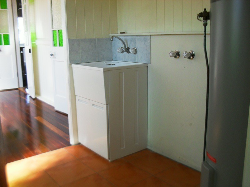 32 Elk Street, Nanango QLD 4615