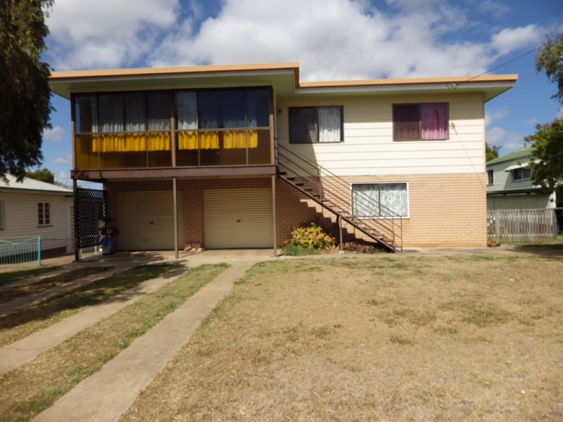 11 Alfred Street, Nanango QLD 4615