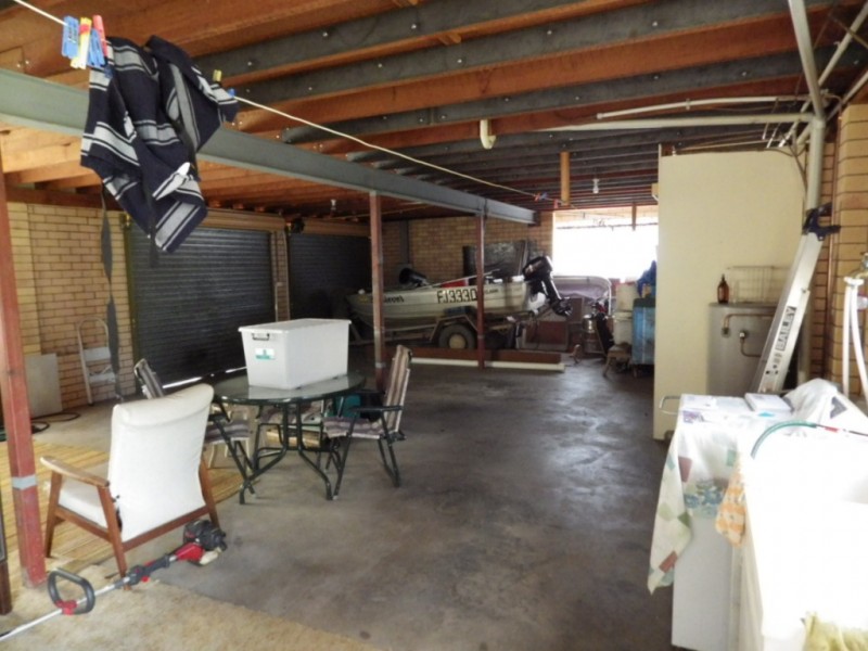 11 Alfred Street, Nanango QLD 4615