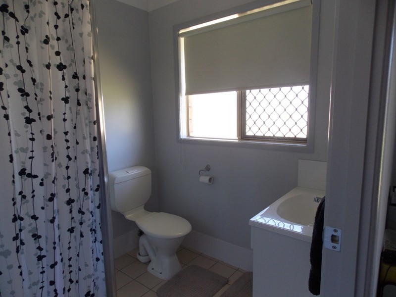107 Gipps St North, Nanango QLD 4615