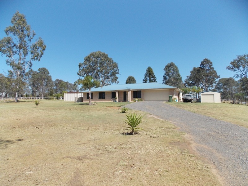 107 Gipps St North, Nanango QLD 4615