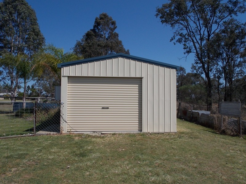 107 Gipps St North, Nanango QLD 4615