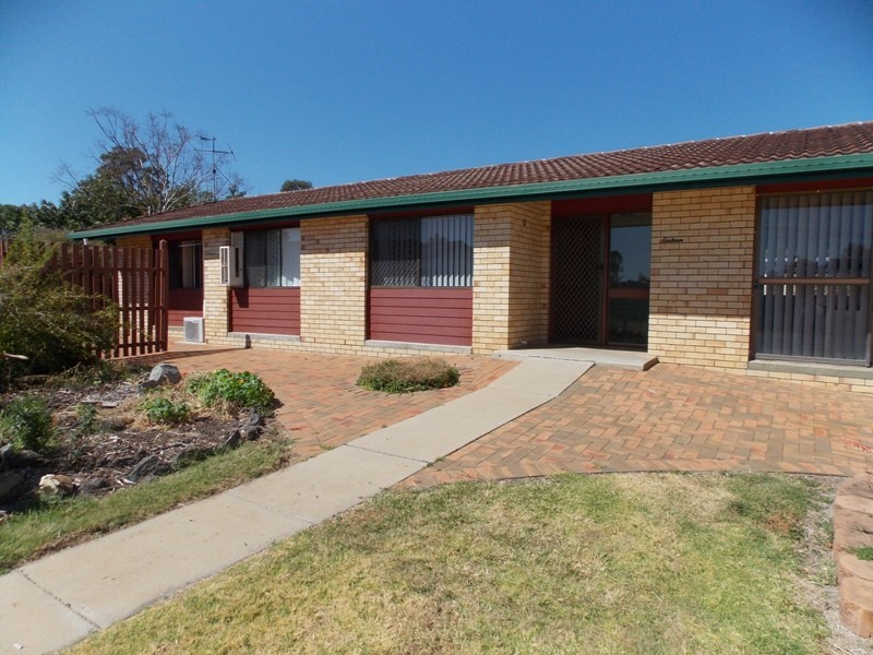 16 Eagle Street, Nanango QLD 4615