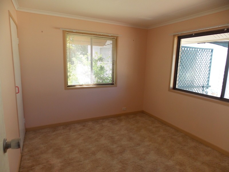 16 Eagle Street, Nanango QLD 4615