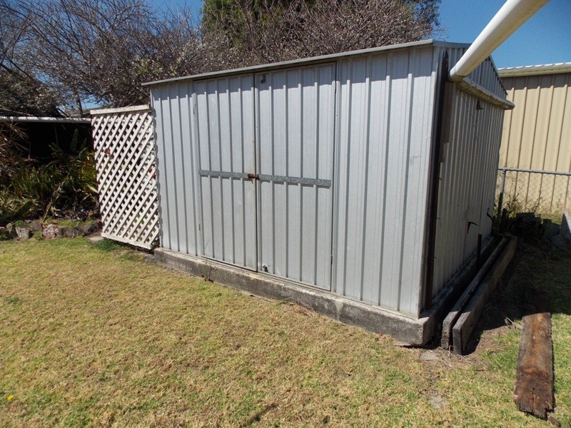 16 Eagle Street, Nanango QLD 4615
