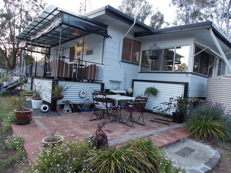 31 McGinley Road, Nanango QLD 4615