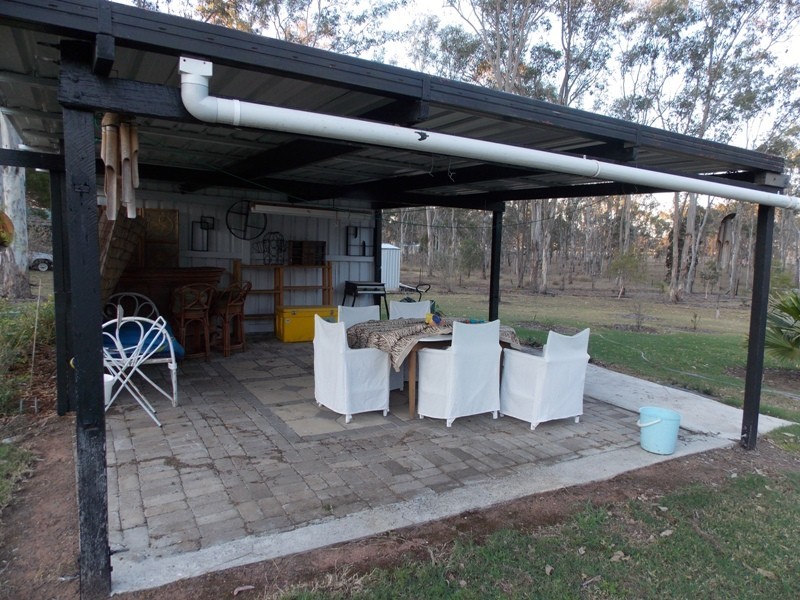 31 McGinley Road, Nanango QLD 4615