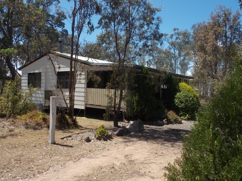 87 George Street, Nanango QLD 4615