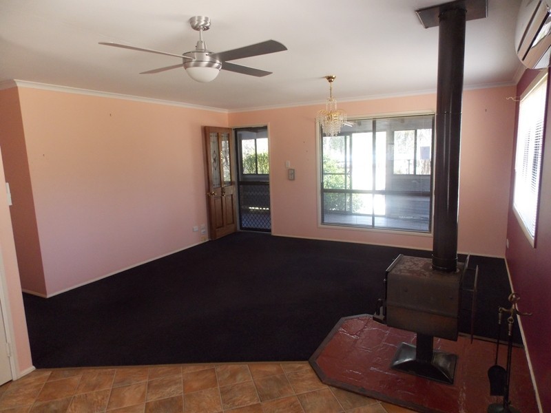 87 George Street, Nanango QLD 4615