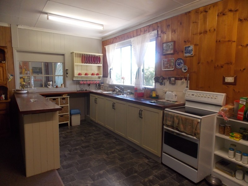 432 Hazeldean Road, Nanango QLD 4615