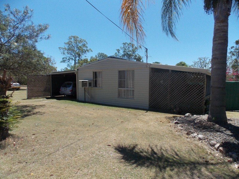 72 Elouera Drive, Nanango QLD 4615
