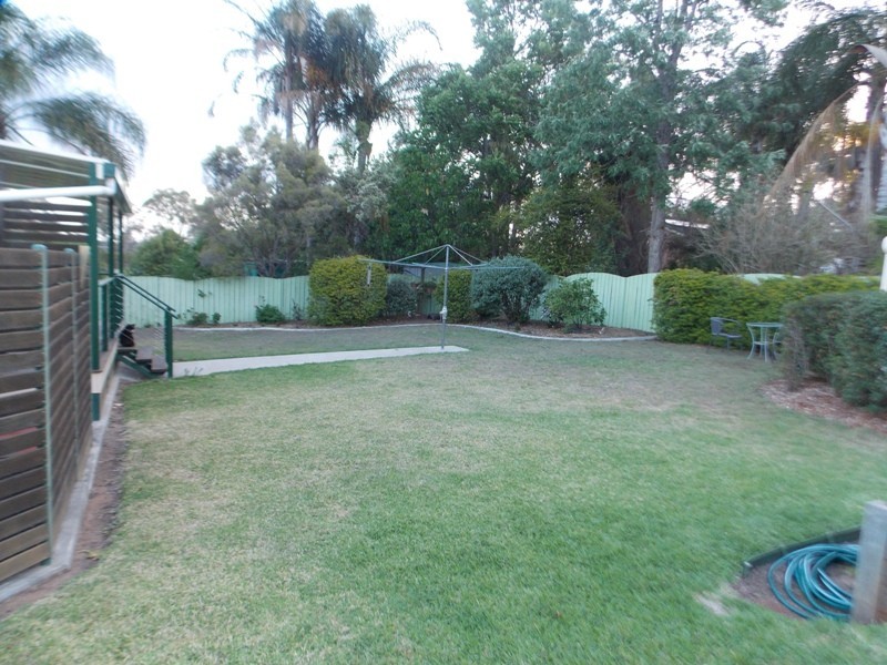 13 Chester Street, Nanango QLD 4615