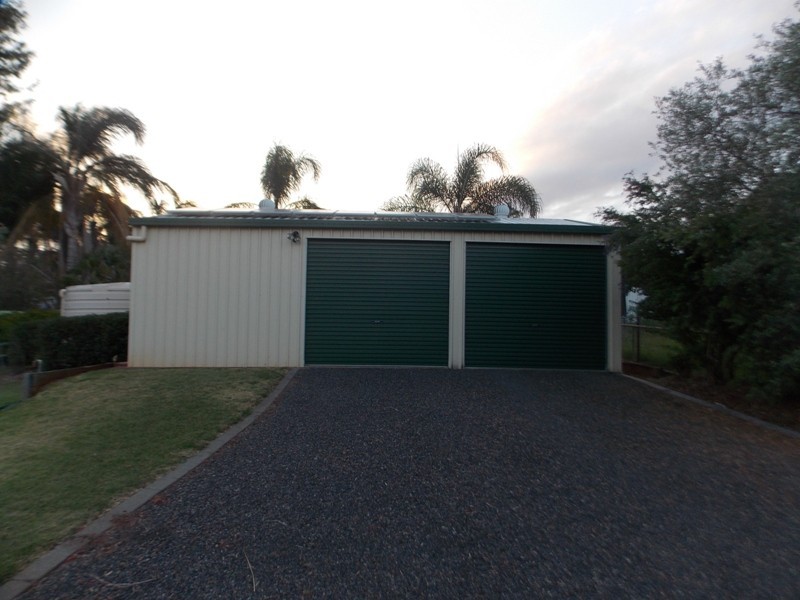 13 Chester Street, Nanango QLD 4615