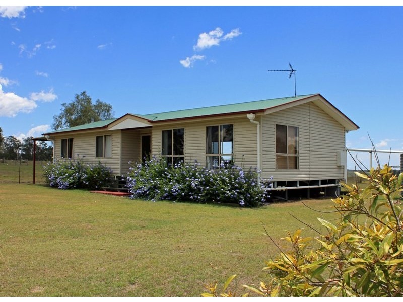 18 Bunya Mountains Road, Maidenwell QLD 4615