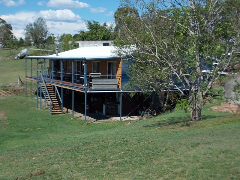 42 Hicken Way, Nanango QLD 4615