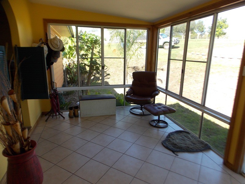 42 Hicken Way, Nanango QLD 4615