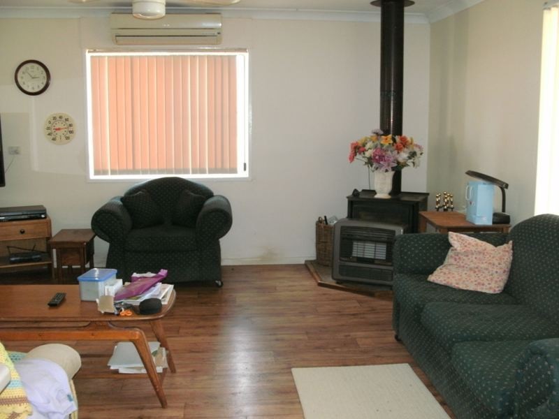 109 Gipps Street, Nanango QLD 4615