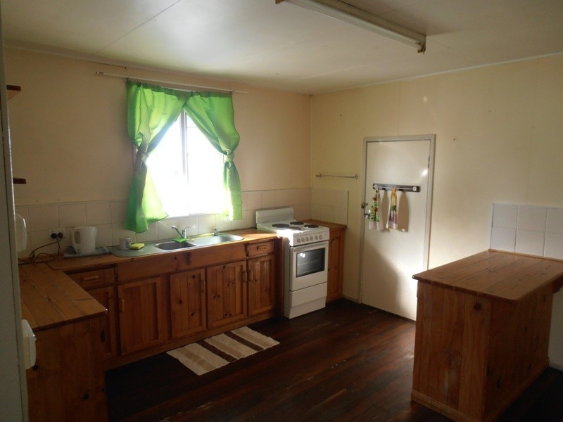 26 Gipps Street, Nanango QLD 4615