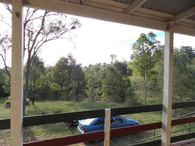 16 Hicken Way, Nanango QLD 4615