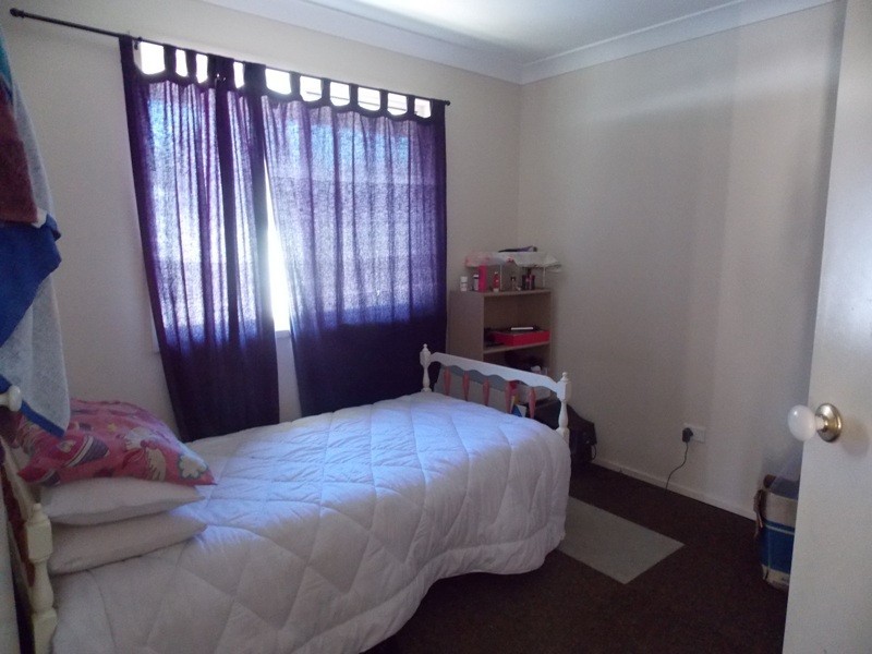 16 Malar Crescent, Nanango QLD 4615