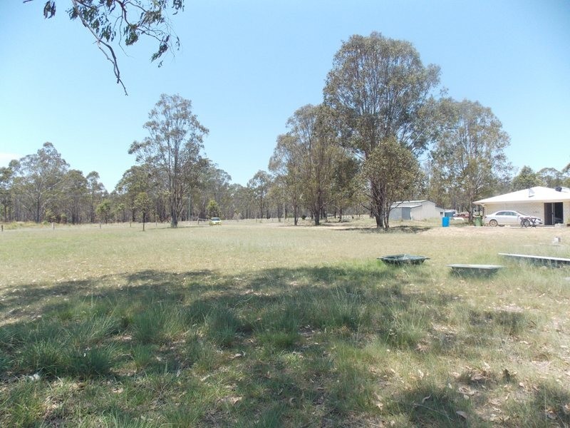 16 Malar Crescent, Nanango QLD 4615