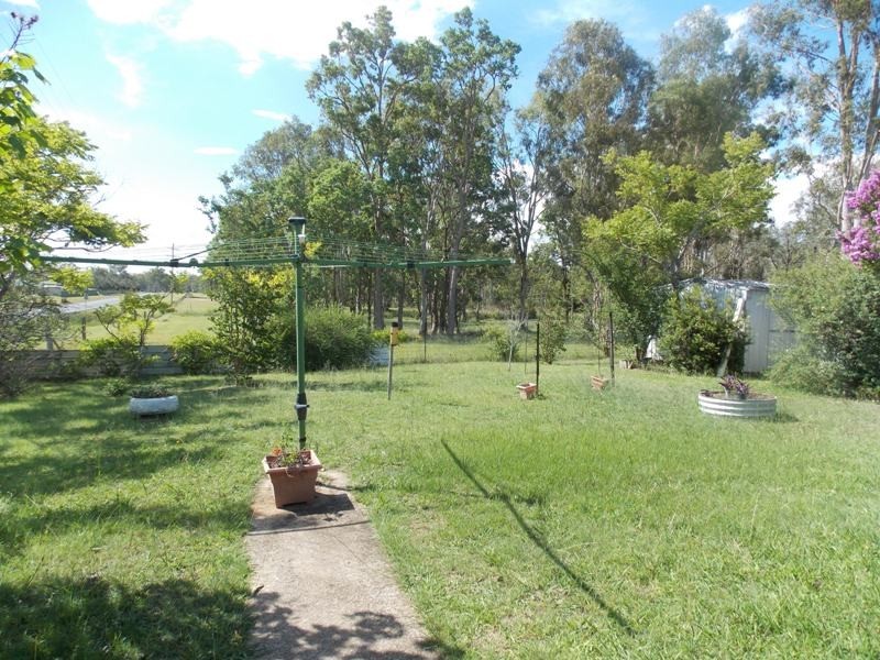 1 Fairway Drive, Nanango QLD 4615
