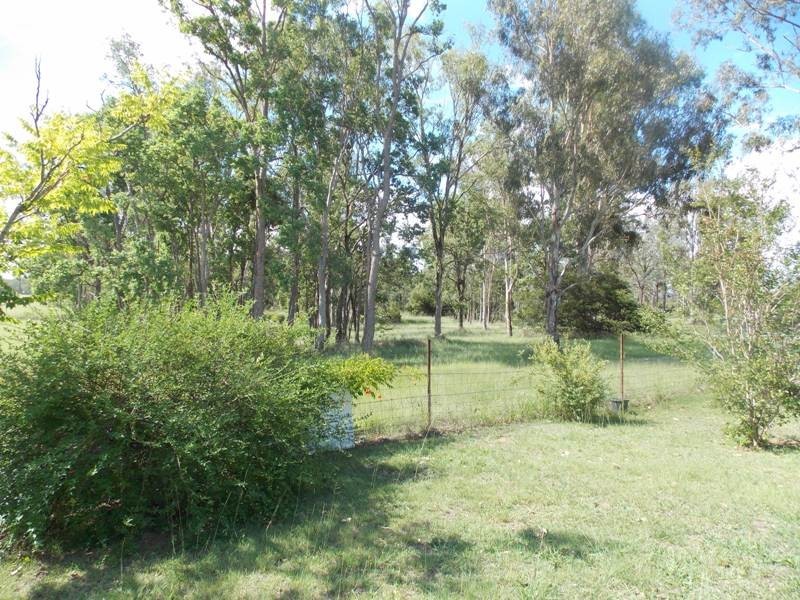 1 Fairway Drive, Nanango QLD 4615