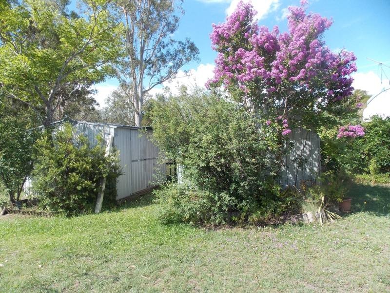 1 Fairway Drive, Nanango QLD 4615