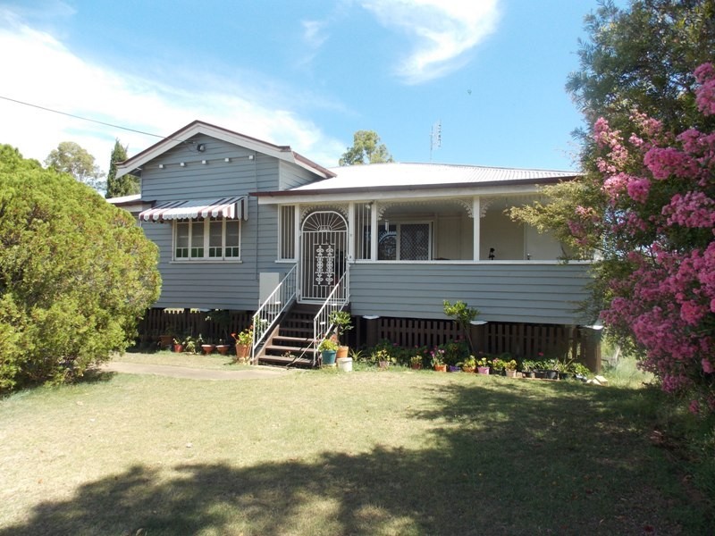 7 Appin Street, Nanango QLD 4615