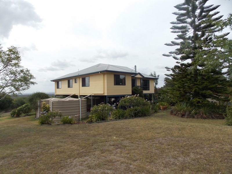 89 Anderson Road, Nanango QLD 4615
