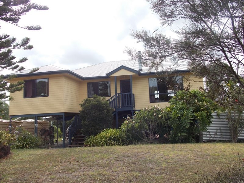 89 Anderson Road, Nanango QLD 4615