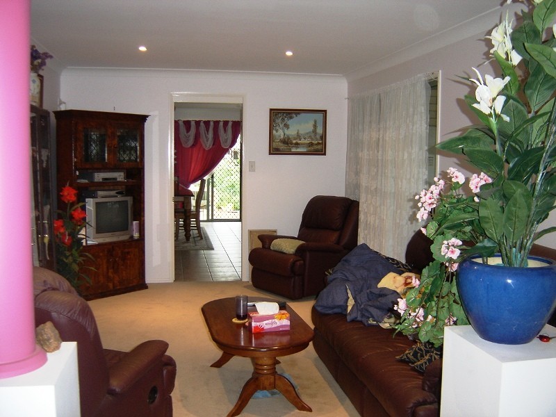 14 Wills Street, Nanango QLD 4615