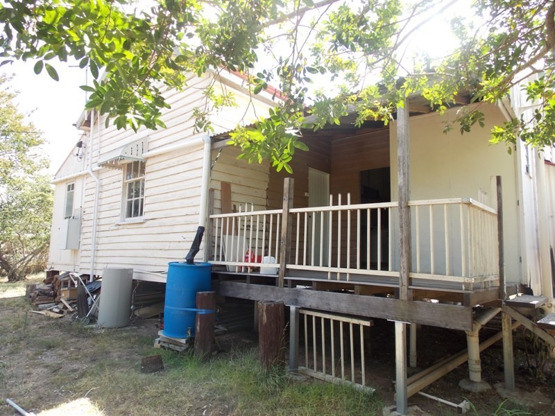 30 Appin Street, Nanango QLD 4615