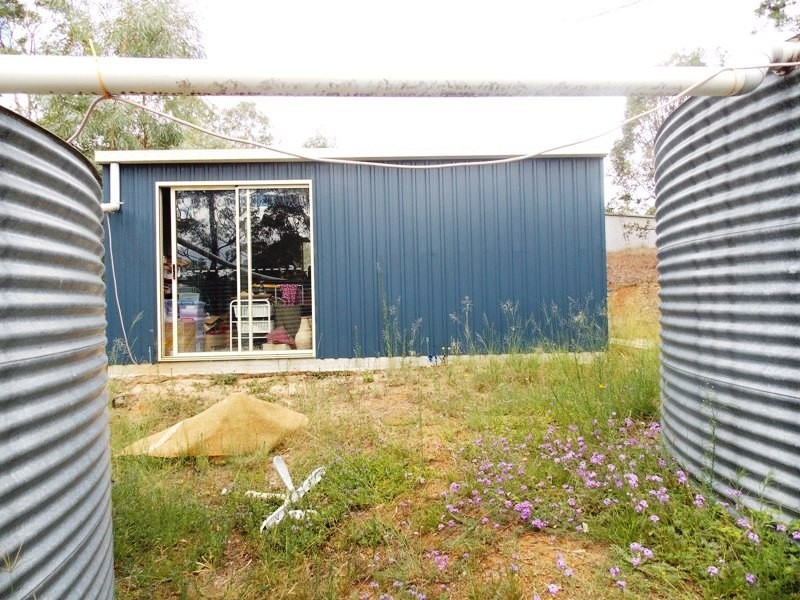 213 Malar Crescent, Nanango QLD 4615