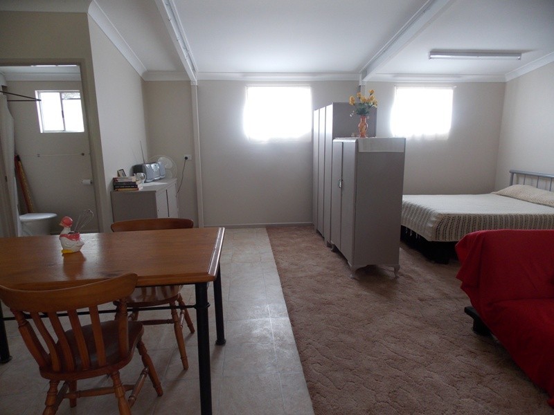 65 Calvert Road, Nanango QLD 4615