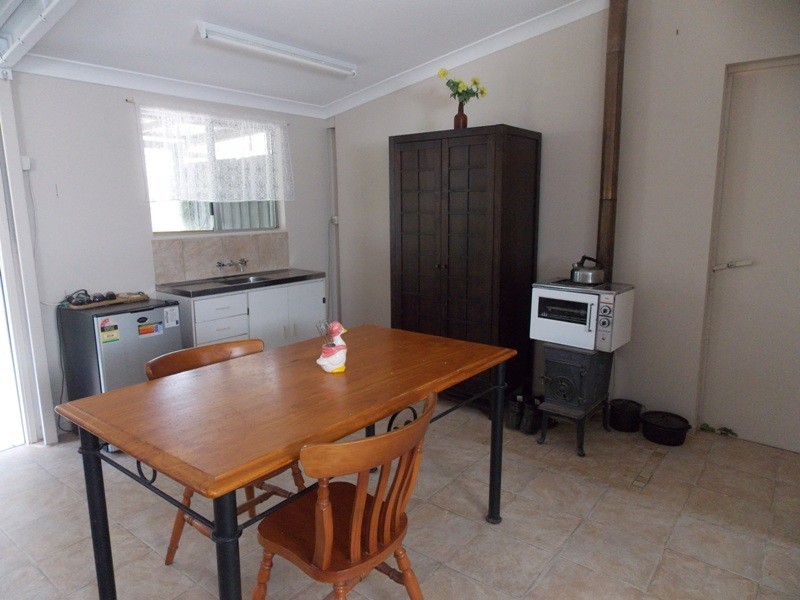 65 Calvert Road, Nanango QLD 4615