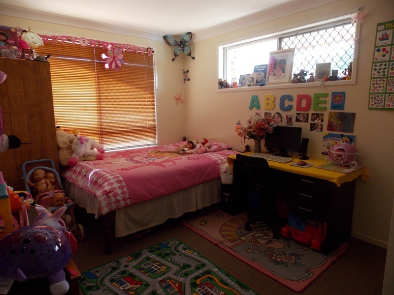 12 Normanby Street, Nanango QLD 4615