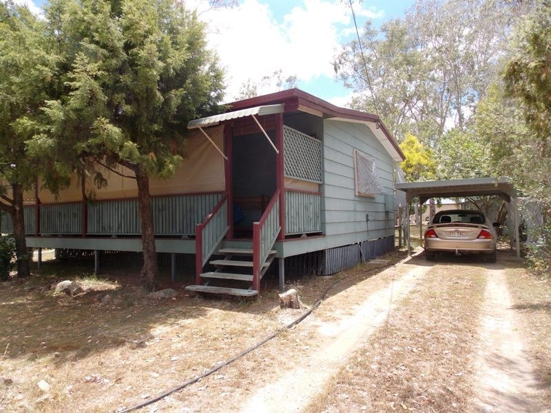 18 Brisbane Street, Nanango QLD 4615