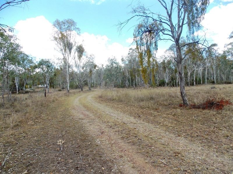 226 Heights Road, Nanango QLD 4615