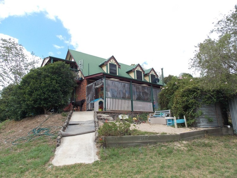 37 Hicken Way, Nanango QLD 4615