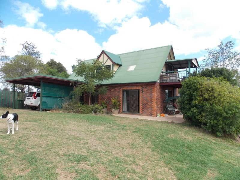 37 Hicken Way, Nanango QLD 4615