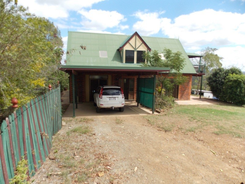 37 Hicken Way, Nanango QLD 4615